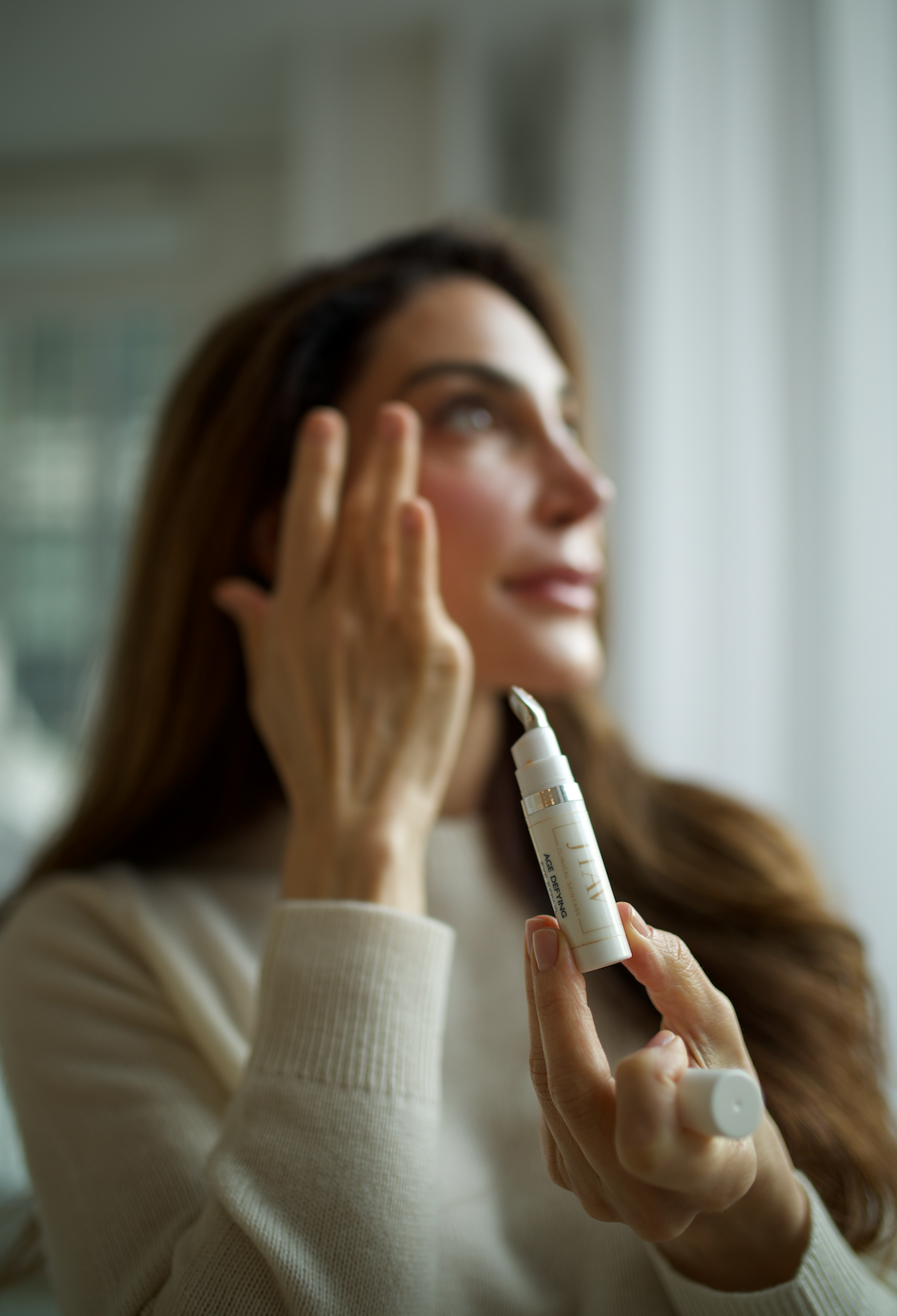 AGE Defying Eye Repair SPF 50